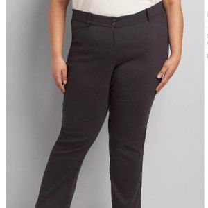 28 (short) Plis size straight leg pants
